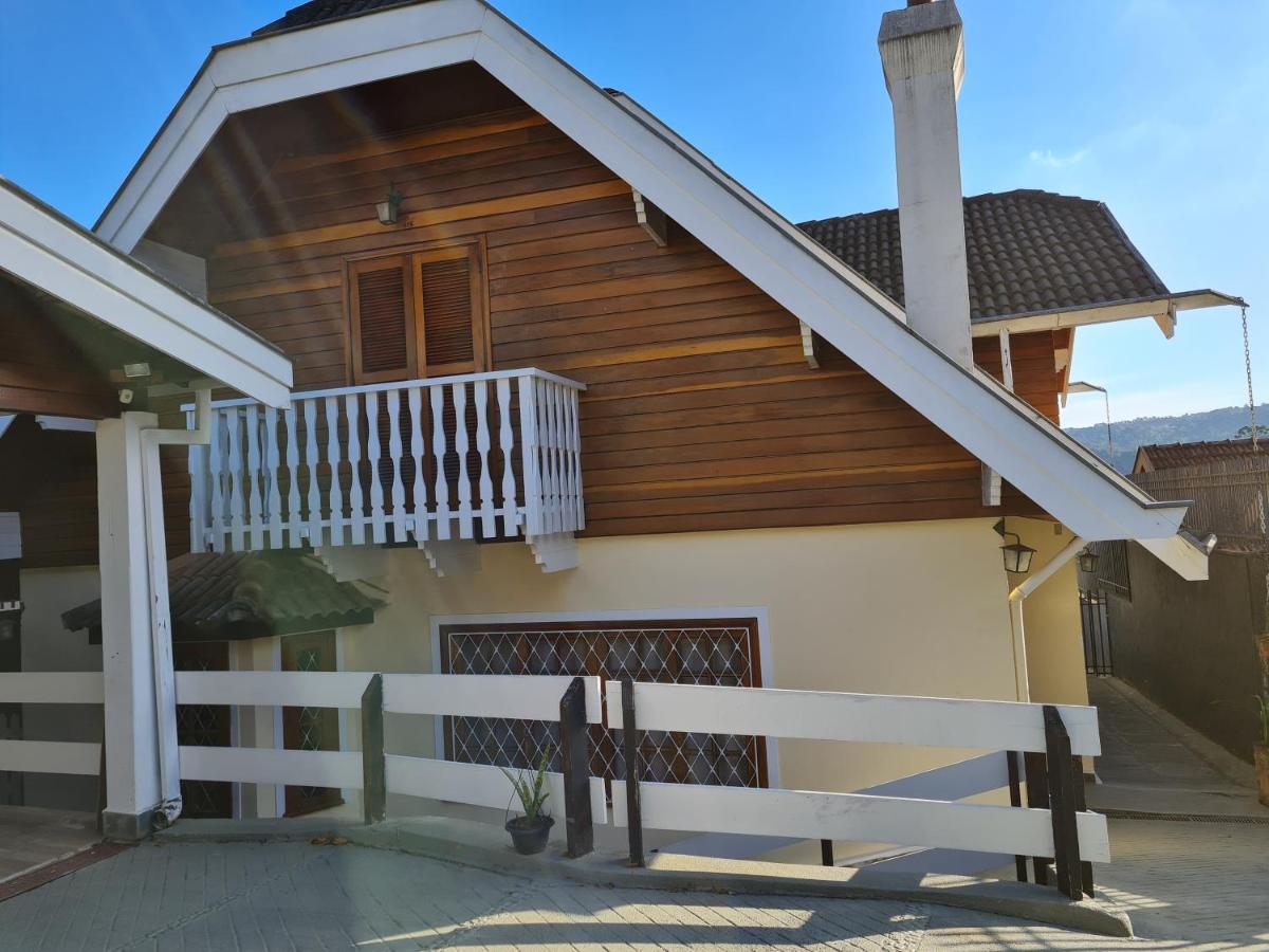 Casa Vila Telma Campos do Jordão Esterno foto