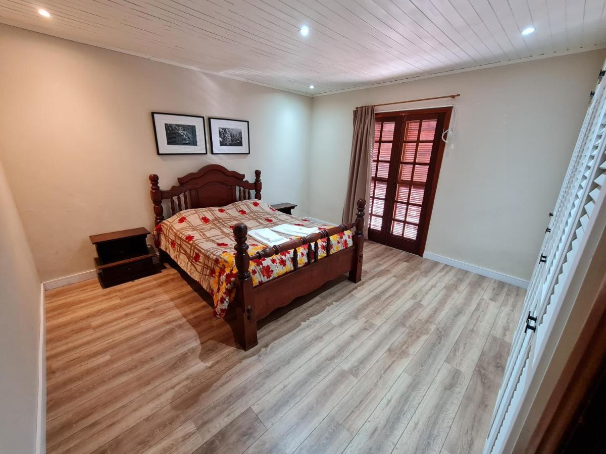 Casa Vila Telma Campos do Jordão Esterno foto